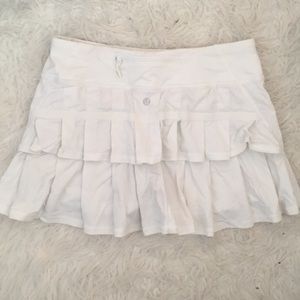 Lululemon skirt! Great condition (size 4)